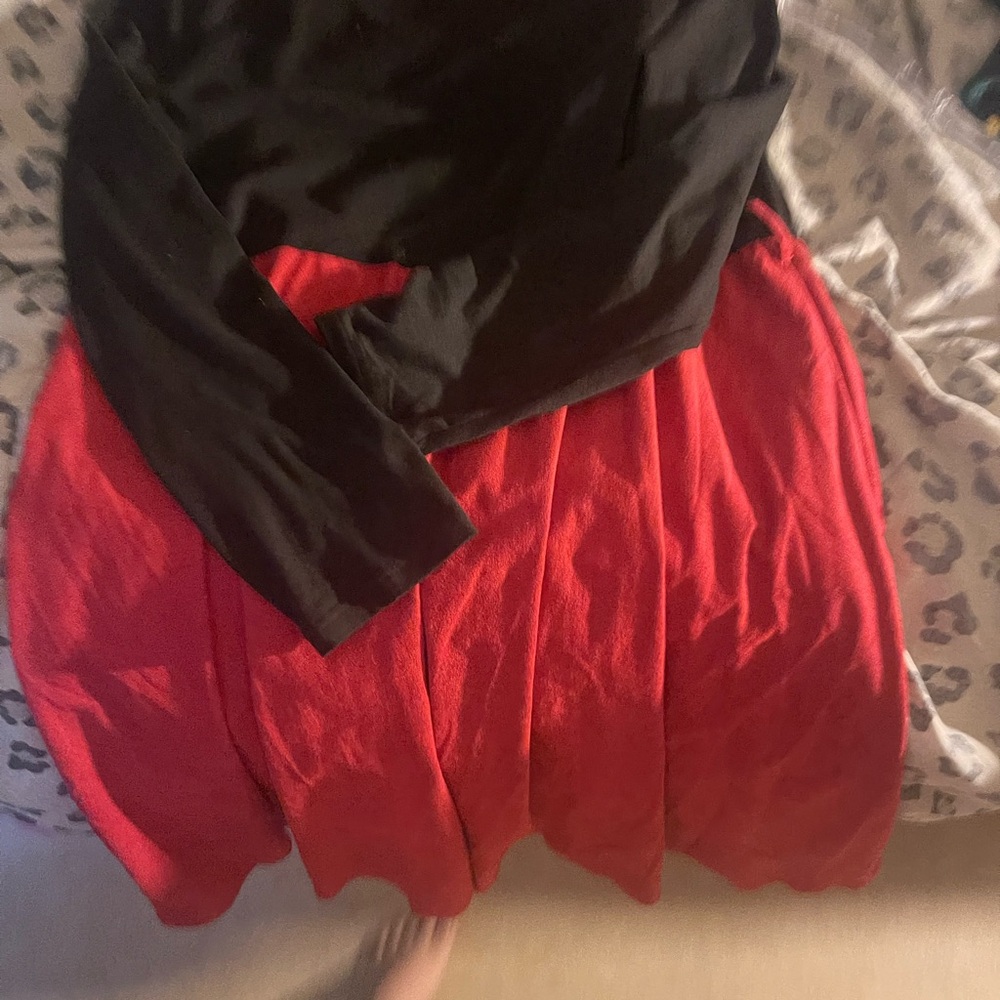 SHEIN Red and Black Bubble Midi Skirt for Night Out